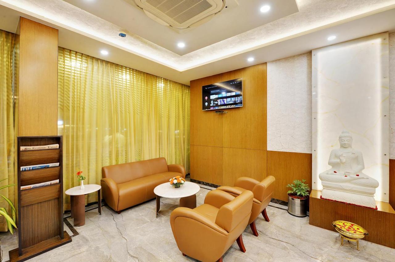 La Sara Gateway Hotel Kammasandra Exterior photo